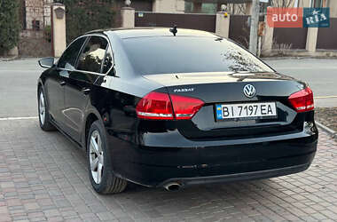 Седан Volkswagen Passat 2012 в Киеве