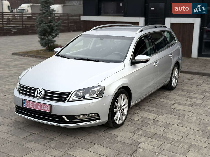 Універсал Volkswagen Passat 2012 в Тячеві
