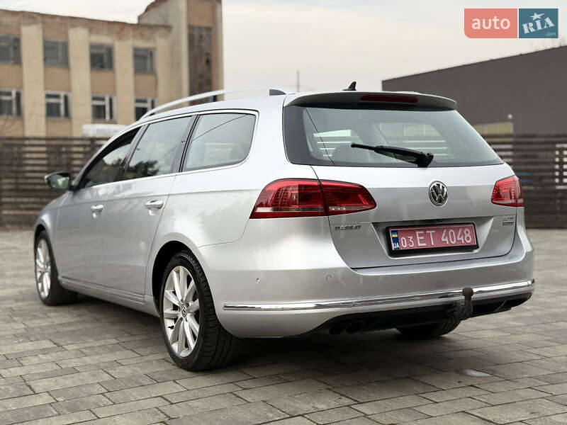 Універсал Volkswagen Passat 2012 в Тячеві