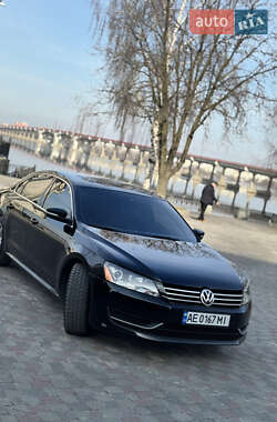 Седан Volkswagen Passat 2012 в Киеве