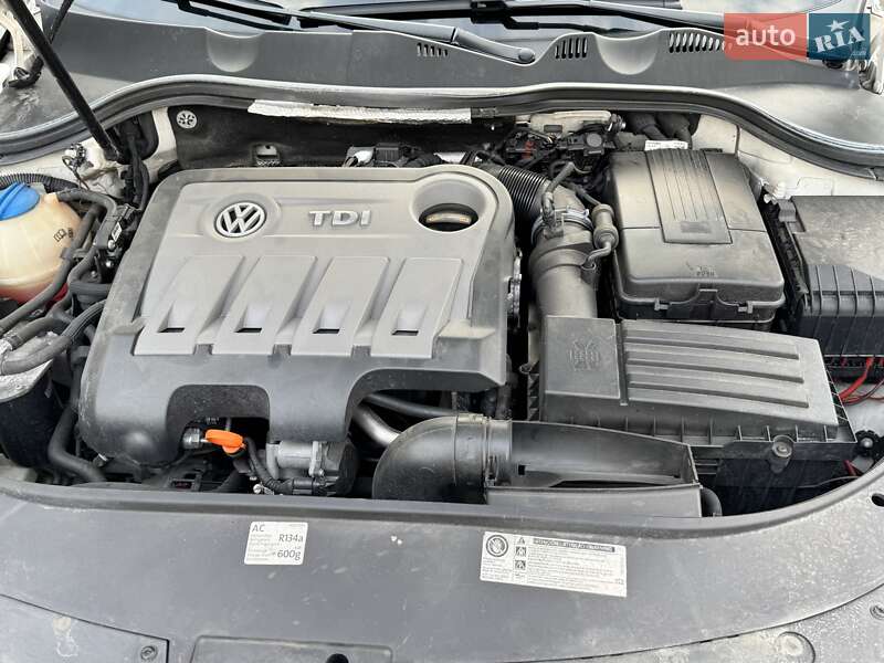 Универсал Volkswagen Passat 2011 в Ирпене