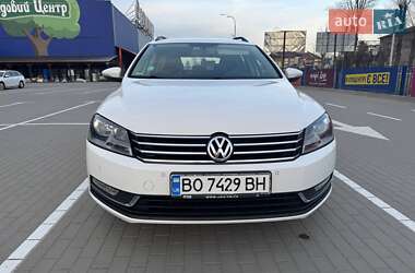 Універсал Volkswagen Passat 2013 в 