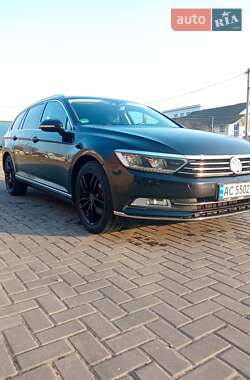 Універсал Volkswagen Passat 2015 в Любомлі