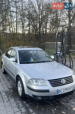 Седан Volkswagen Passat 2004 в Бориславі