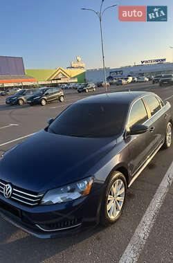 Седан Volkswagen Passat 2012 в Одессе