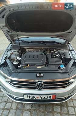 Универсал Volkswagen Passat 2020 в 