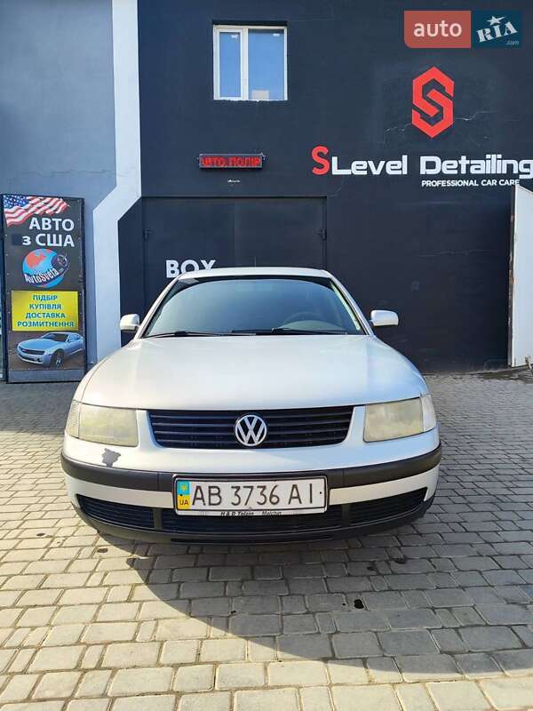 Седан Volkswagen Passat 1998 в 
