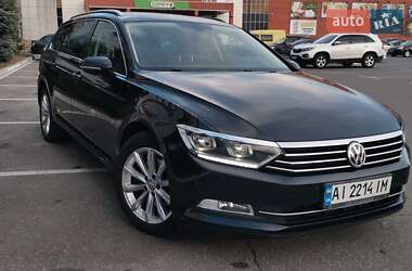 Універсал Volkswagen Passat 2015 в Києві