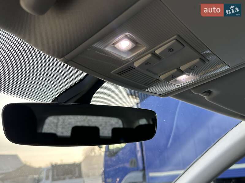 Універсал Volkswagen Passat 2017 в Рівному