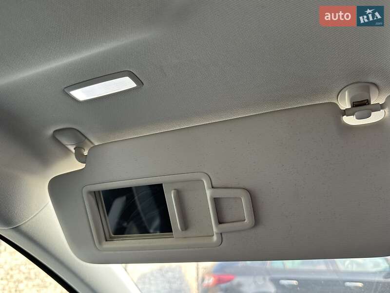 Універсал Volkswagen Passat 2017 в Рівному