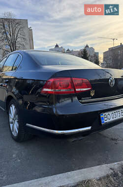 Седан Volkswagen Passat 2011 в 