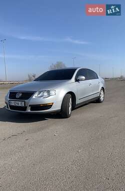 Седан Volkswagen Passat 2005 в Полтаве