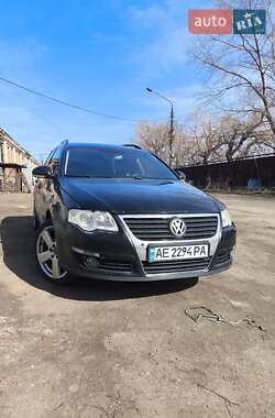 Універсал Volkswagen Passat 2005 в Запоріжжі