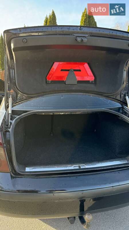Седан Volkswagen Passat 2001 в Дніпрі