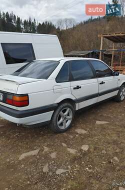 Седан Volkswagen Passat 1989 в 