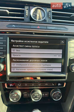 Універсал Volkswagen Passat 2015 в 
