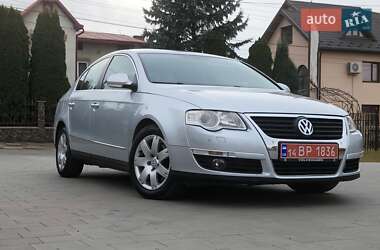 Седан Volkswagen Passat 2006 в Самборе