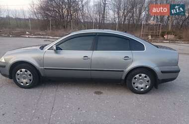 Седан Volkswagen Passat 2003 в Харькове