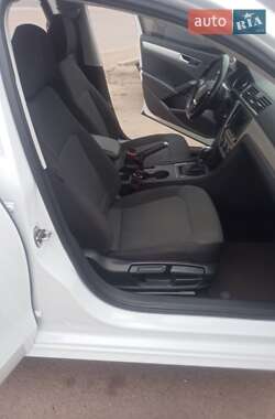 Седан Volkswagen Passat 2018 в 