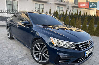 Седан Volkswagen Passat 2017 в 