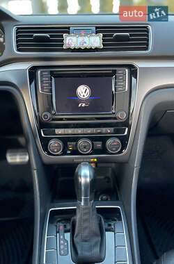 Седан Volkswagen Passat 2017 в 