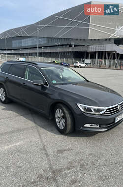 Универсал Volkswagen Passat 2019 в 