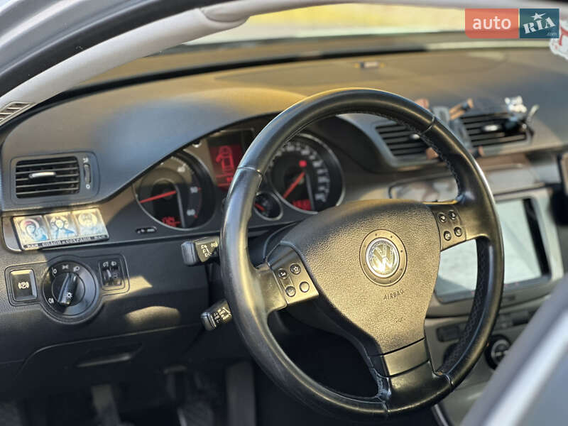 Седан Volkswagen Passat 2007 в Сарнах