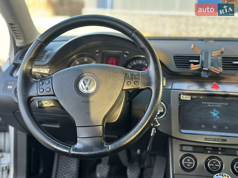 Седан Volkswagen Passat 2007 в Сарнах