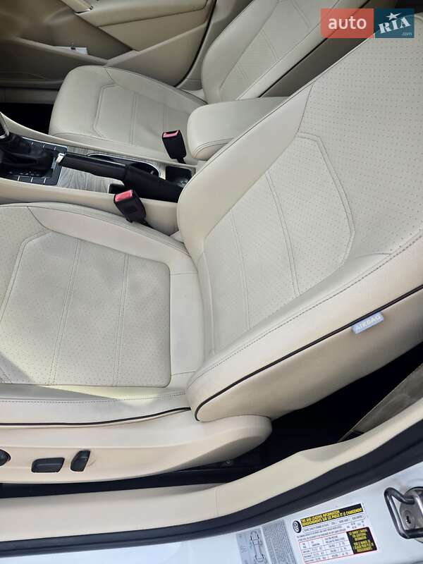 Седан Volkswagen Passat 2017 в Киеве фото 13 Седан Volkswagen Passat 2017 в Киеве