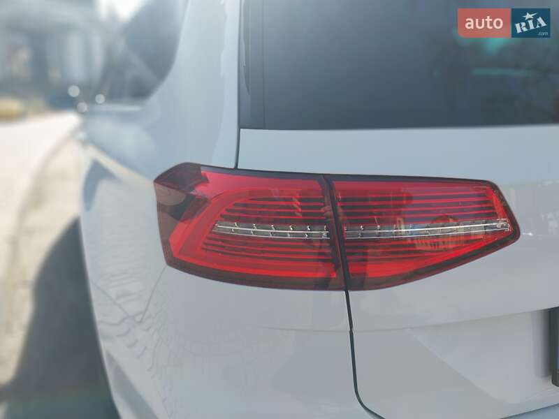 Универсал Volkswagen Passat 2018 в Трускавце