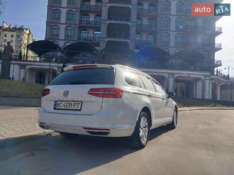 Универсал Volkswagen Passat 2018 в Трускавце