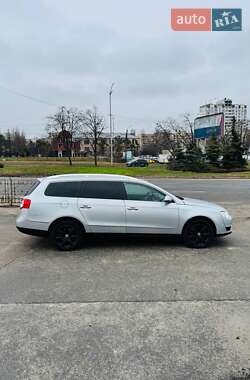 Універсал Volkswagen Passat 2010 в 