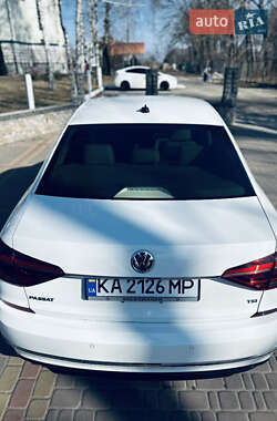 Седан Volkswagen Passat 2018 в 