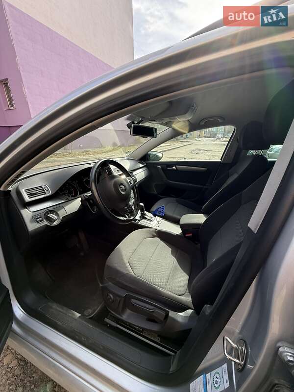 Универсал Volkswagen Passat 2014 в Луцке фото 15 Универсал Volkswagen Passat 2014 в Луцке