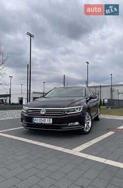 Седан Volkswagen Passat 2016 в 
