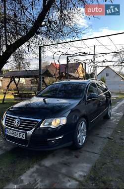 Универсал Volkswagen Passat 2010 в Хусте