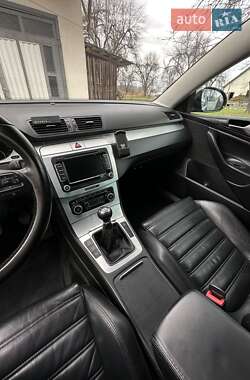 Универсал Volkswagen Passat 2010 в 