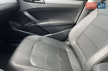 Седан Volkswagen Passat 2012 в 