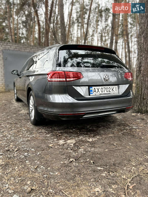 Універсал Volkswagen Passat 2015 в Харкові