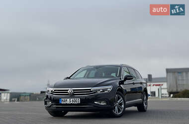 Універсал Volkswagen Passat 2021 в 