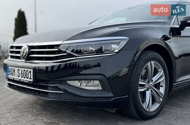 Універсал Volkswagen Passat 2021 в 