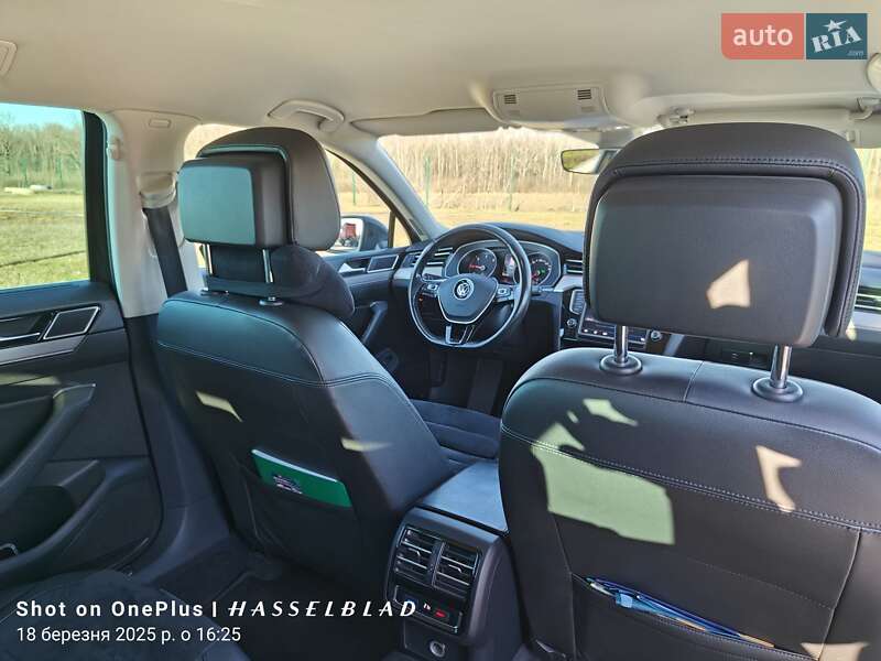 Универсал Volkswagen Passat 2015 в Умани