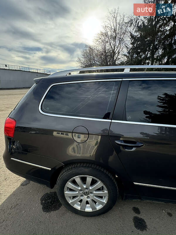 Универсал Volkswagen Passat 2006 в Львове