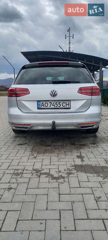 Універсал Volkswagen Passat 2016 в Тячеві