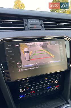 Універсал Volkswagen Passat 2021 в 