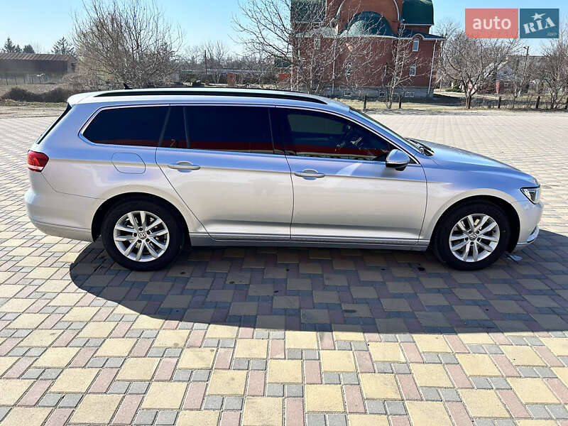 Універсал Volkswagen Passat 2018 в Гайсину
