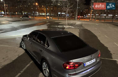Седан Volkswagen Passat 2017 в 