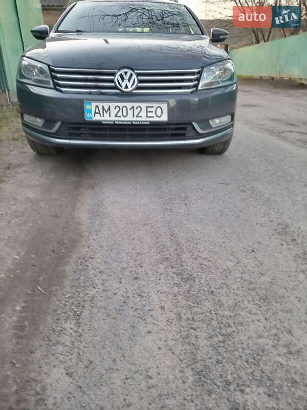 Универсал Volkswagen Passat 2012 в Хмельнике