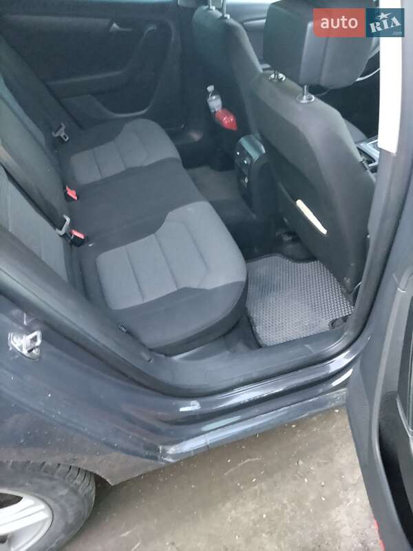 Универсал Volkswagen Passat 2012 в Хмельнике