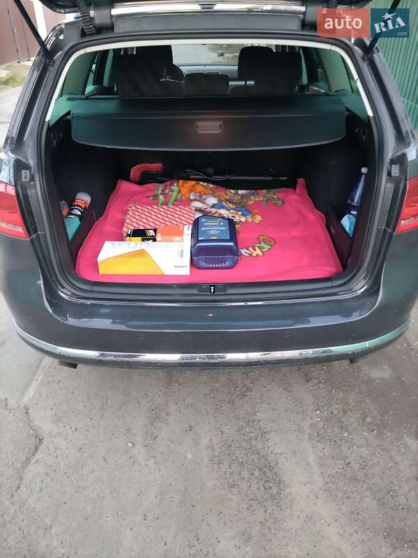 Универсал Volkswagen Passat 2012 в Хмельнике
